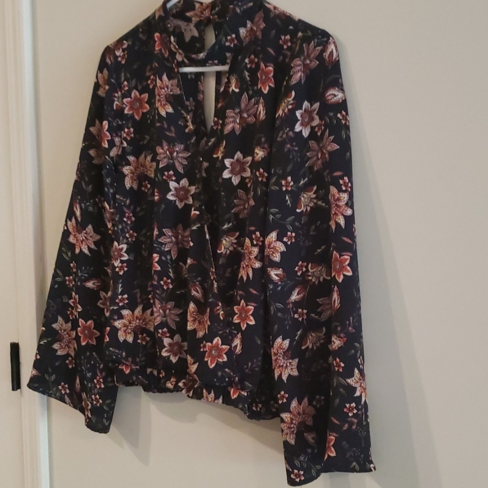 Blouse - Picture 4 of 4